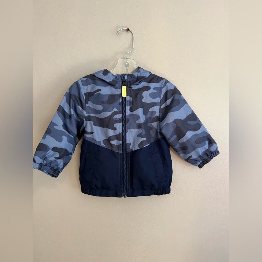 CARTERS BOYS FULL ZIP JACKET SIZE 12 MONTHS